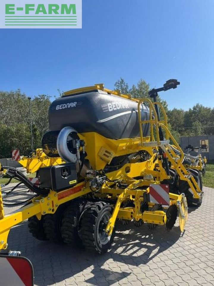 Bednar omega - Sämaschine: das Bild 1 Bednar omega - Sämaschine: das Bild 1