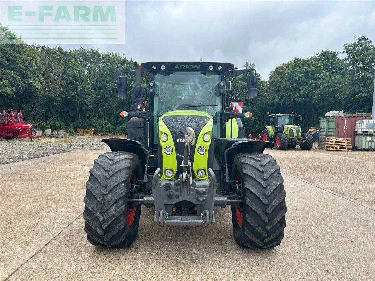 CLAAS ARION 640 CEBIS CEBIS - Traktor: das Bild 2 CLAAS ARION 640 CEBIS CEBIS - Traktor: das Bild 2