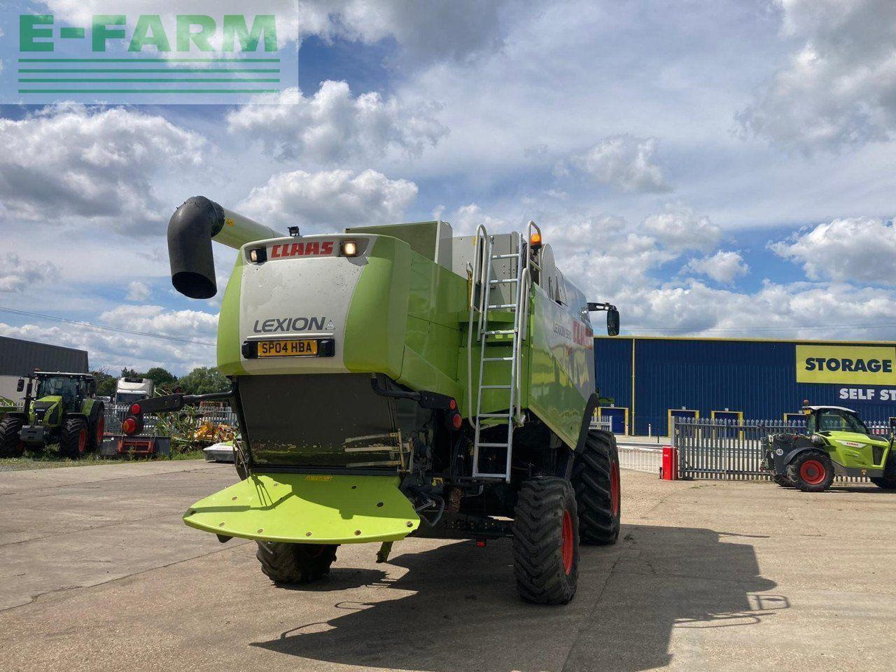 CLAAS LEXION 530 M - Mähdrescher: das Bild 5 CLAAS LEXION 530 M - Mähdrescher: das Bild 5