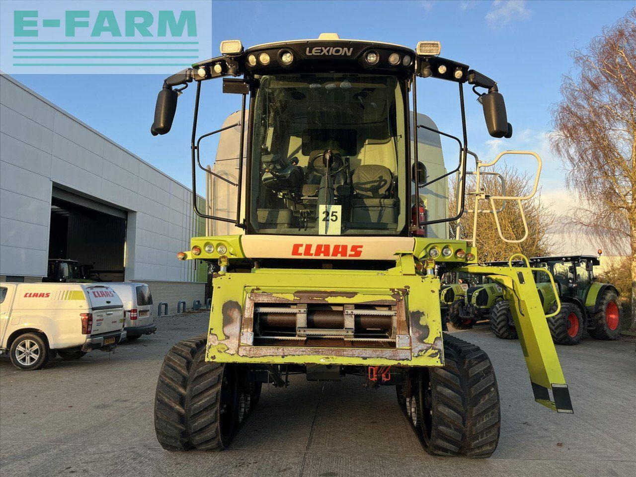 CLAAS LEXION 750TT - Mähdrescher: das Bild 2 CLAAS LEXION 750TT - Mähdrescher: das Bild 2