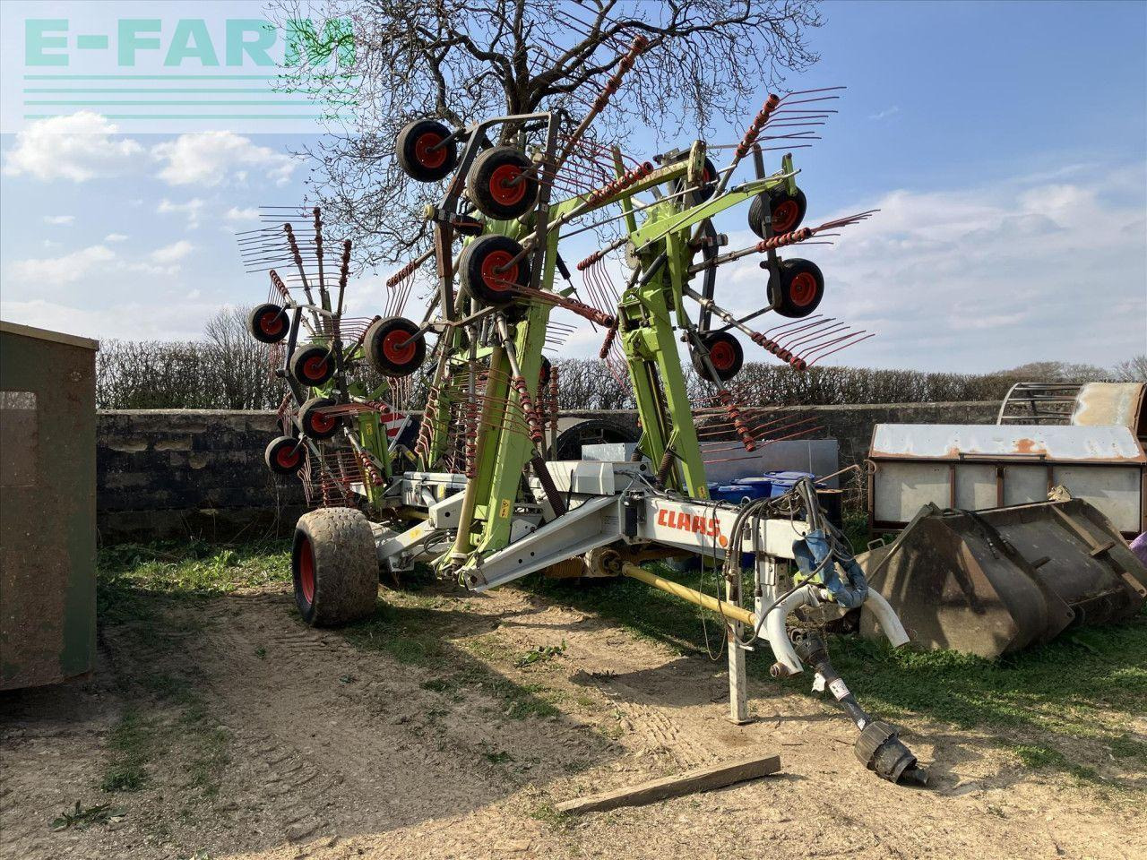 CLAAS LINER 3500 - Heuwender/ Wenderechen: das Bild 1 CLAAS LINER 3500 - Heuwender/ Wenderechen: das Bild 1