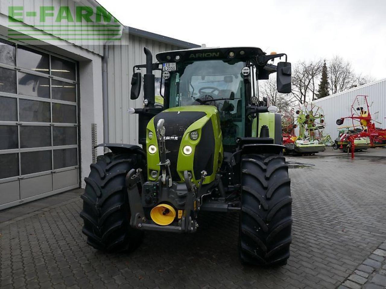 CLAAS arion 550 cmatic cebis CMATIC CEBIS - Traktor: das Bild 2 CLAAS arion 550 cmatic cebis CMATIC CEBIS - Traktor: das Bild 2