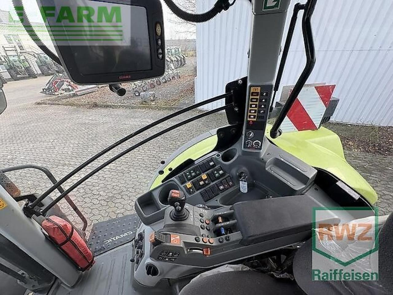 Traktor CLAAS arion 660 cmatic: das Bild 9