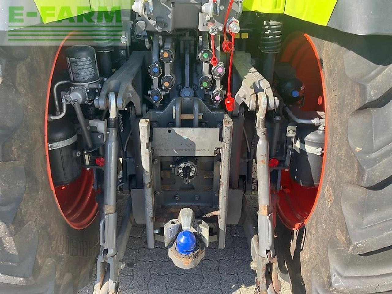 Traktor CLAAS arion 660 cmatic (ink. rtk und frontzapfwelle)i: das Bild 7 Traktor CLAAS arion 660 cmatic (ink. rtk und frontzapfwelle)i: das Bild 7