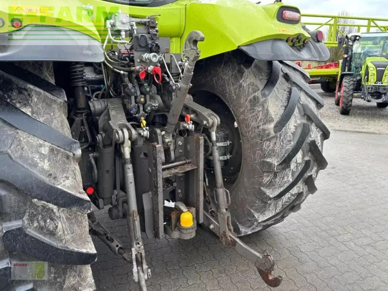 CLAAS axion 810 cmatic (vorrüstung gps) CMATIC - Traktor: das Bild 4 CLAAS axion 810 cmatic (vorrüstung gps) CMATIC - Traktor: das Bild 4