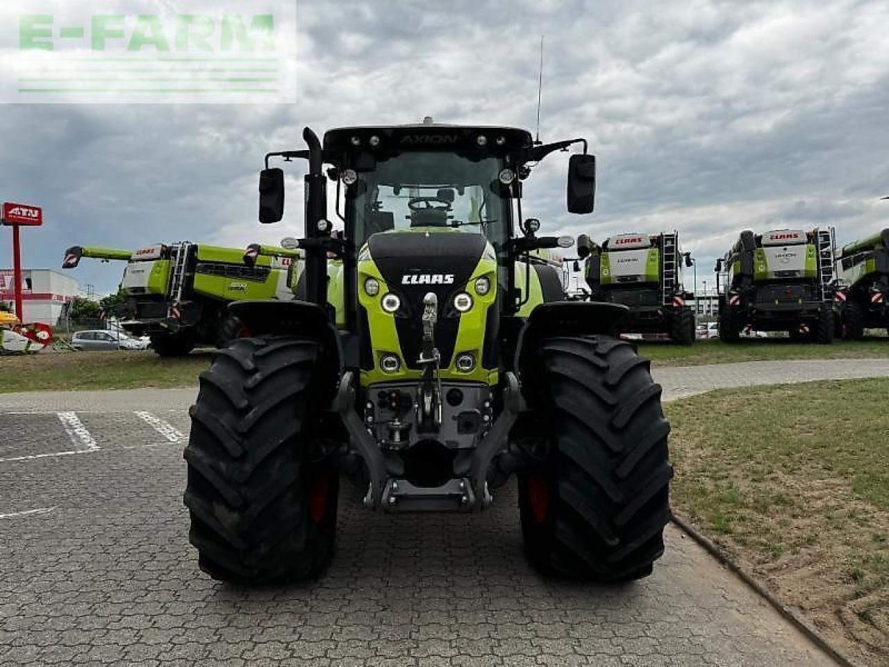 Traktor CLAAS axion 870: das Bild 9