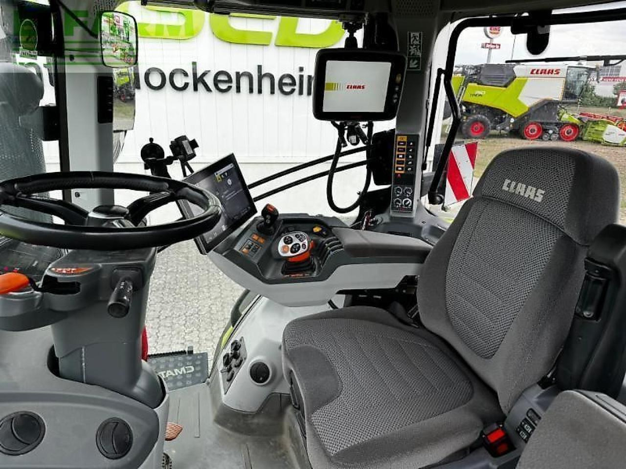 Traktor CLAAS axion 870: das Bild 10
