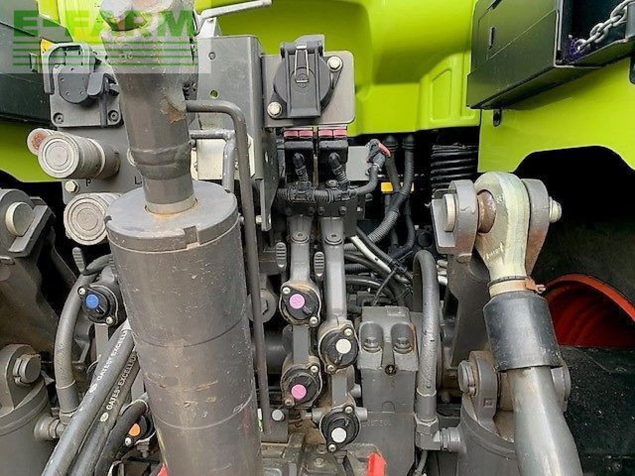 Traktor CLAAS axion 930 cmatic cebis CMATIC CEBIS: das Bild 9 Traktor CLAAS axion 930 cmatic cebis CMATIC CEBIS: das Bild 9