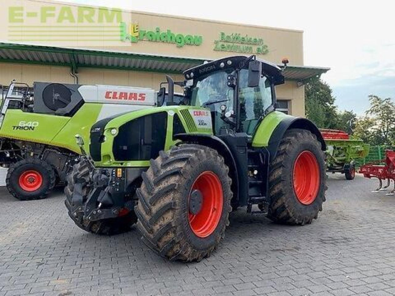 CLAAS axion 930 cmatic cebis CMATIC CEBIS - Traktor: das Bild 1 CLAAS axion 930 cmatic cebis CMATIC CEBIS - Traktor: das Bild 1