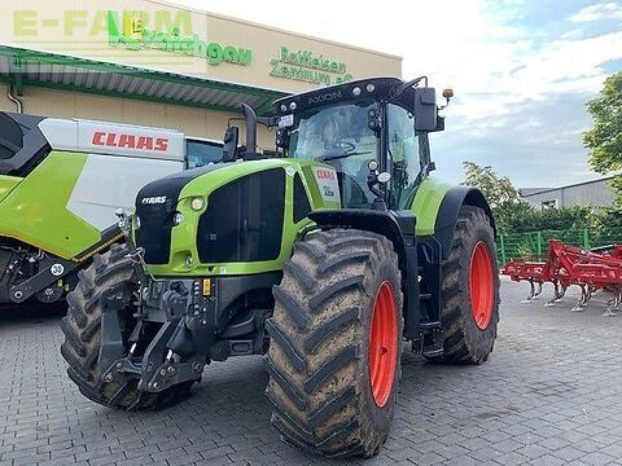 CLAAS axion 930 cmatic cebis CMATIC CEBIS - Traktor: das Bild 2 CLAAS axion 930 cmatic cebis CMATIC CEBIS - Traktor: das Bild 2