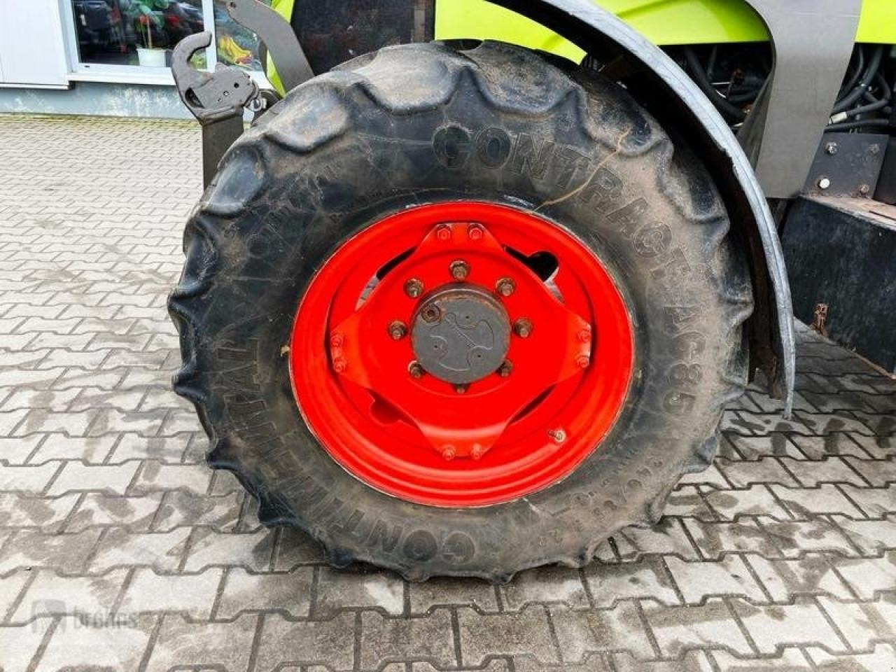 Traktor CLAAS axos 320 mit stoll frontlader: das Bild 19