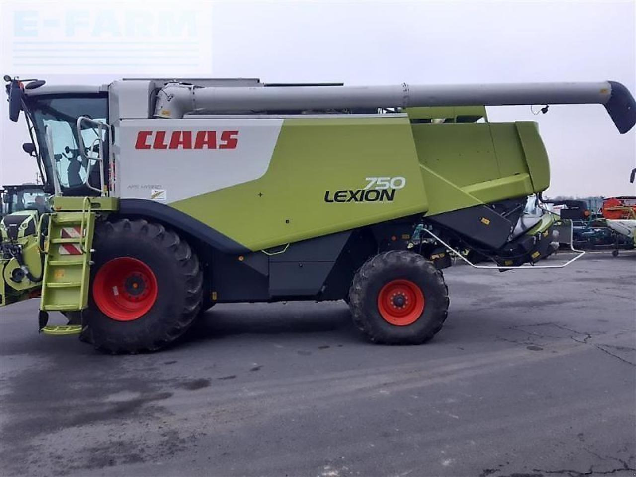 CLAAS gebr. mähdrescher lexion 750 - Mähdrescher: das Bild 2 CLAAS gebr. mähdrescher lexion 750 - Mähdrescher: das Bild 2