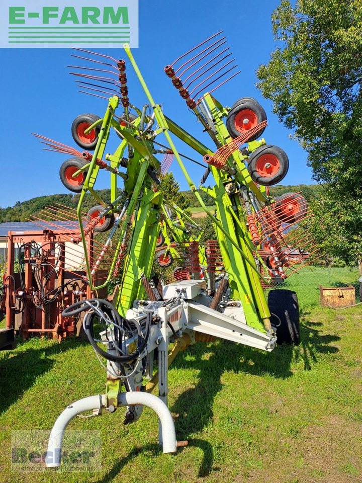 CLAAS liner 3000 - Heuwender/ Wenderechen: das Bild 2 CLAAS liner 3000 - Heuwender/ Wenderechen: das Bild 2