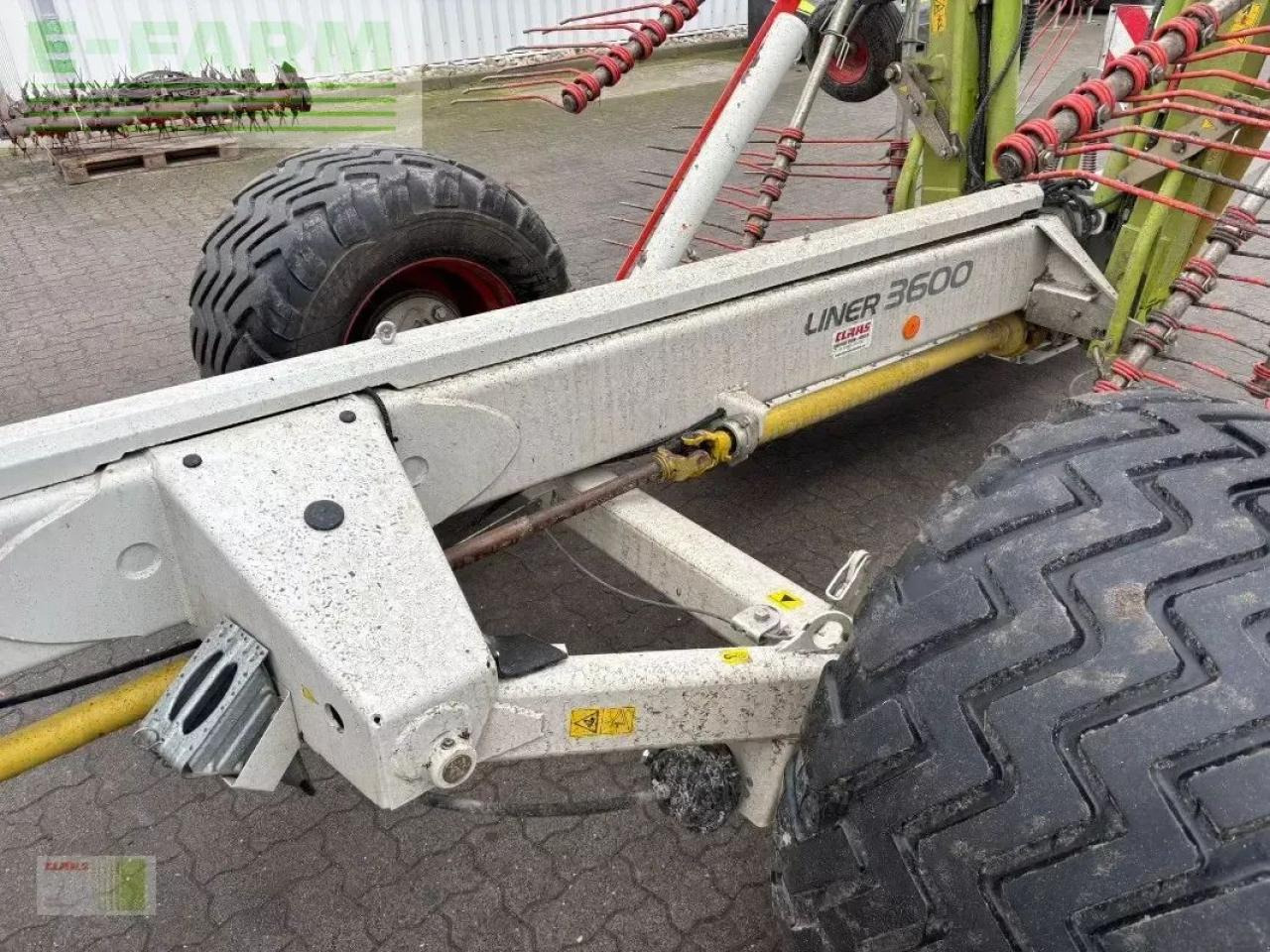 CLAAS liner 3600 comfort - Heuwender/ Wenderechen: das Bild 5 CLAAS liner 3600 comfort - Heuwender/ Wenderechen: das Bild 5