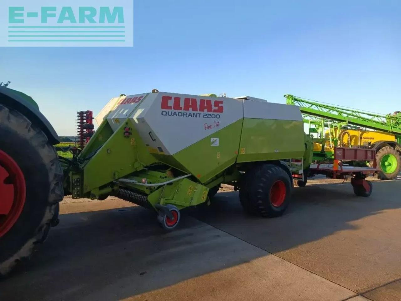 CLAAS quadrant 2200 - Packenpresse: das Bild 1 CLAAS quadrant 2200 - Packenpresse: das Bild 1