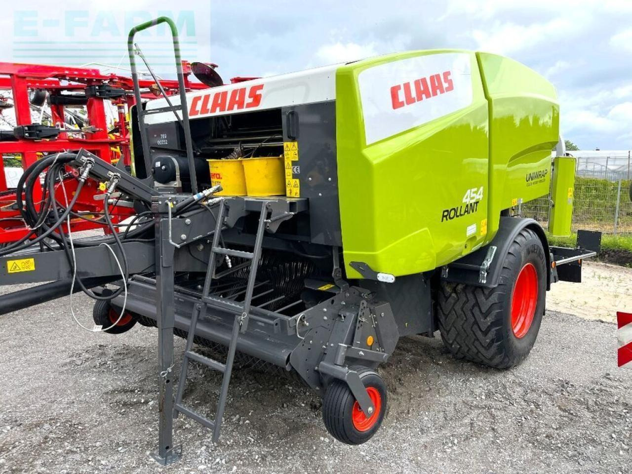 CLAAS rollant 454 rc pro uniwrap - Packenpresse: das Bild 1 CLAAS rollant 454 rc pro uniwrap - Packenpresse: das Bild 1