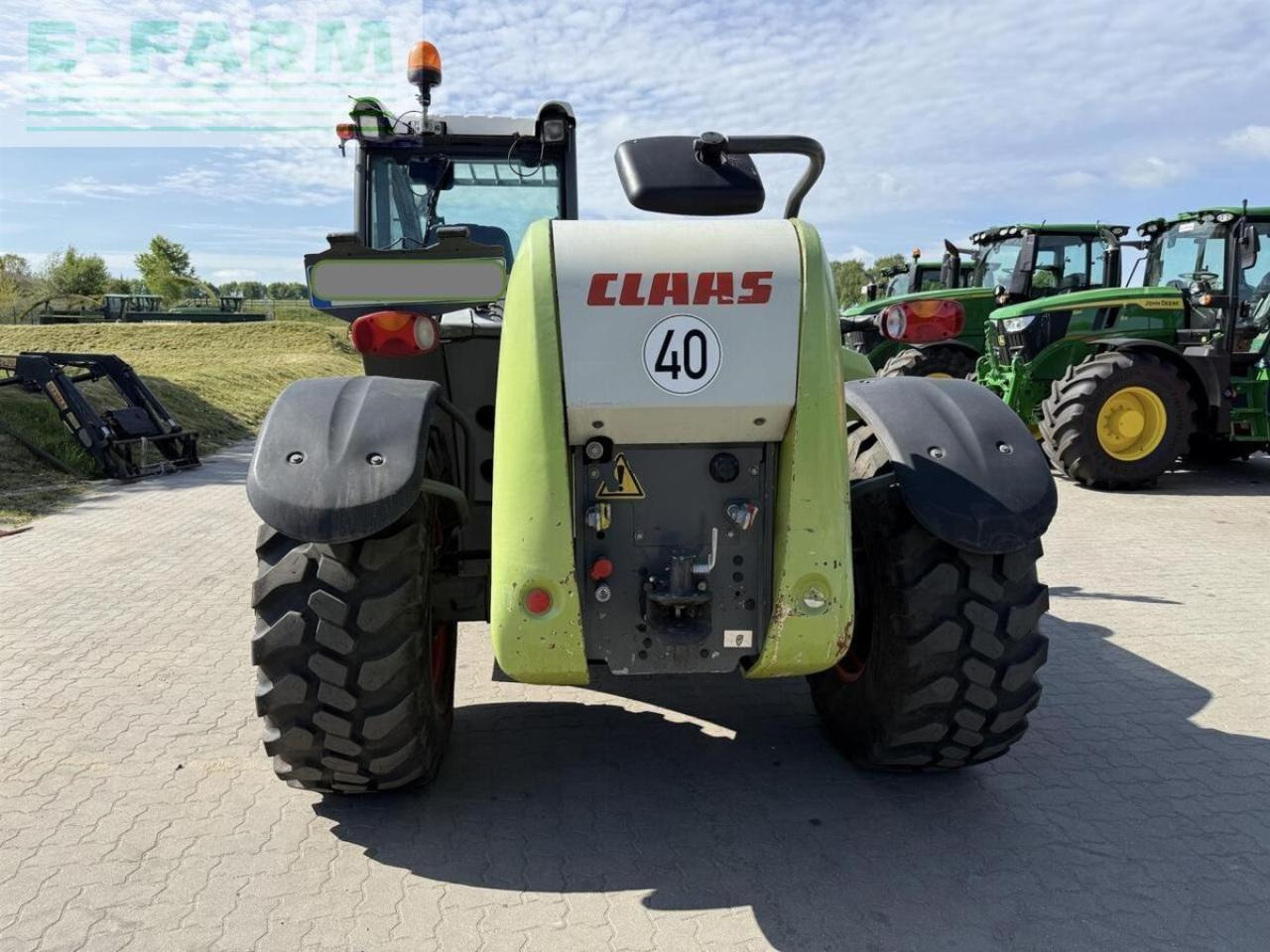 Teleskoplader CLAAS scorpion 9040 vario plus: das Bild 9