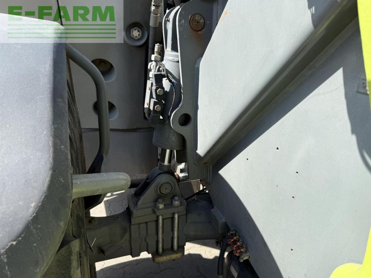 Teleskoplader CLAAS scorpion 9040 vario plus: das Bild 18