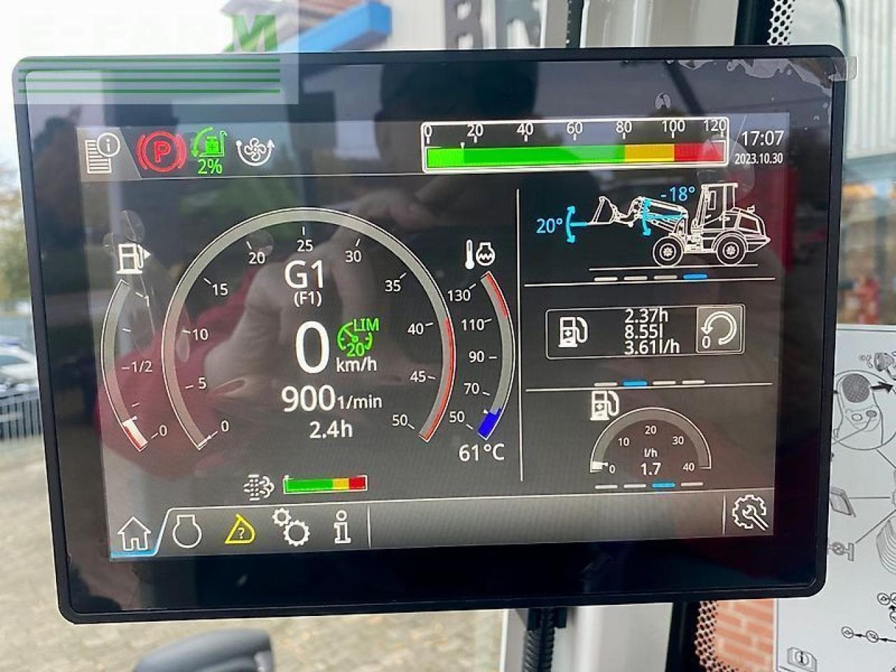 Radlader CLAAS torion 738 t, sinus, 40 km/h, technikjahr 2024: das Bild 24