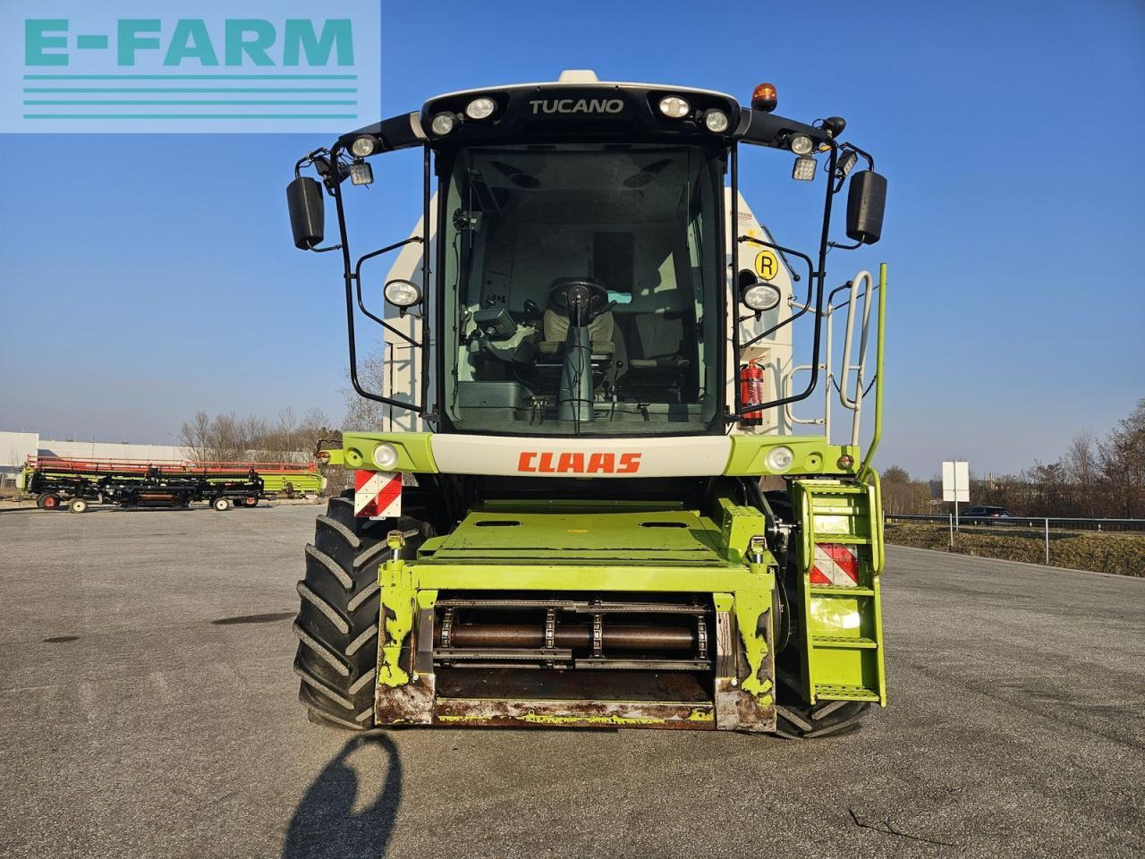 CLAAS tucano 450 - Mähdrescher: das Bild 2 CLAAS tucano 450 - Mähdrescher: das Bild 2