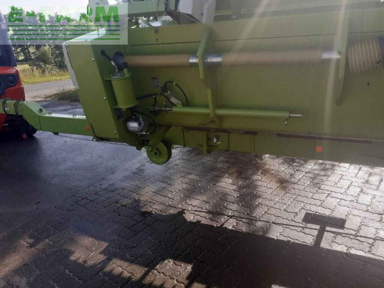 CLAAS vario-schneidwerk v 750 + transportwagen - Ernteforsatz für Häcksler: das Bild 5 CLAAS vario-schneidwerk v 750 + transportwagen - Ernteforsatz für Häcksler: das Bild 5