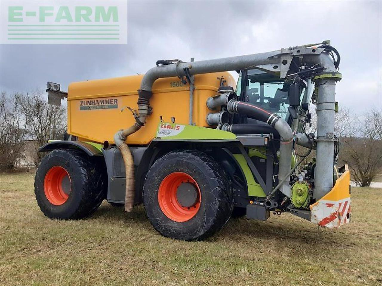 Selbstfahrspritze CLAAS xerion 4000 saddle trac SADDLE TRAC: das Bild 12