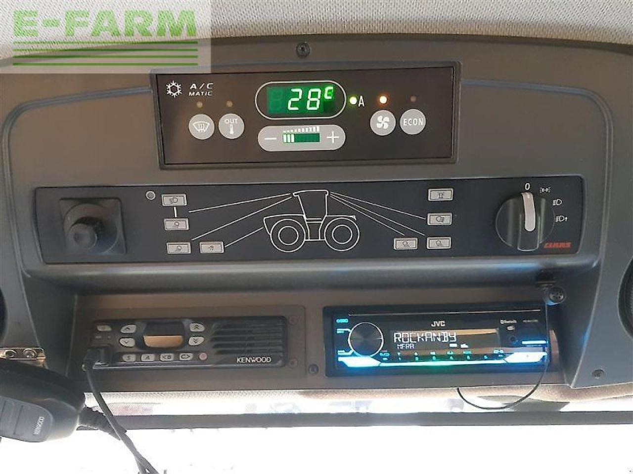 Selbstfahrspritze CLAAS xerion 4000 saddle trac SADDLE TRAC: das Bild 30