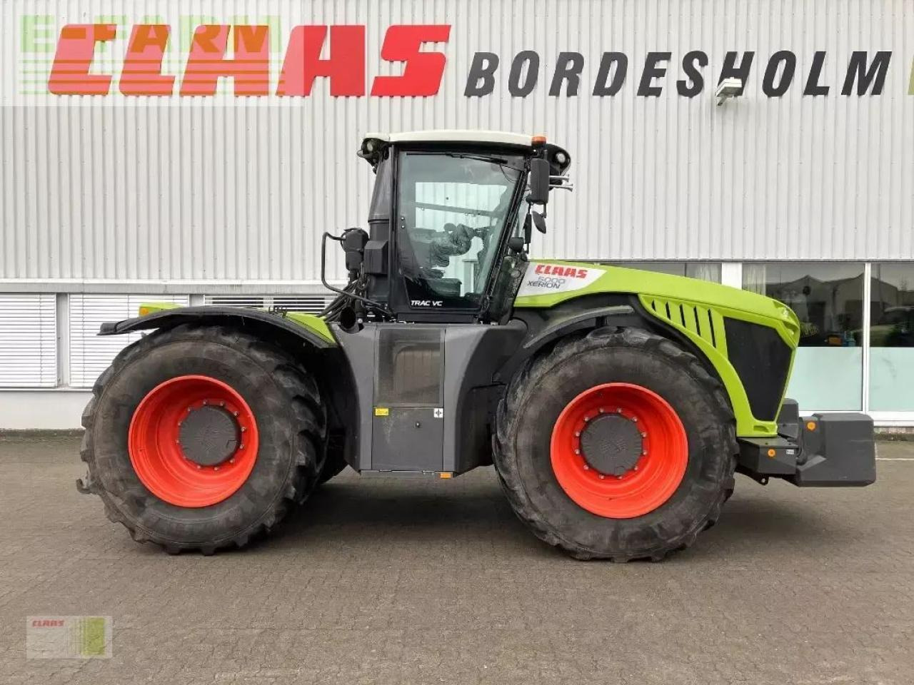 CLAAS xerion 5000 trac vc TRAC VC - Traktor: das Bild 2 CLAAS xerion 5000 trac vc TRAC VC - Traktor: das Bild 2