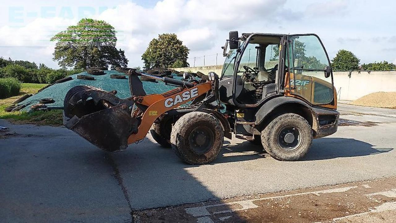 Case-IH 221 f - Minibagger: das Bild 4 Case-IH 221 f - Minibagger: das Bild 4