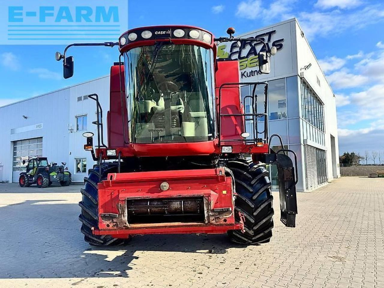 Case-IH 5088 - Mähdrescher: das Bild 2 Case-IH 5088 - Mähdrescher: das Bild 2