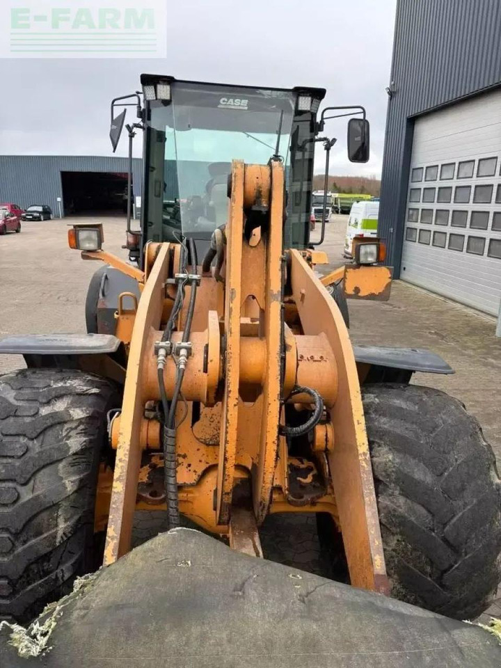 Case-IH 721 e - Minibagger: das Bild 3 Case-IH 721 e - Minibagger: das Bild 3