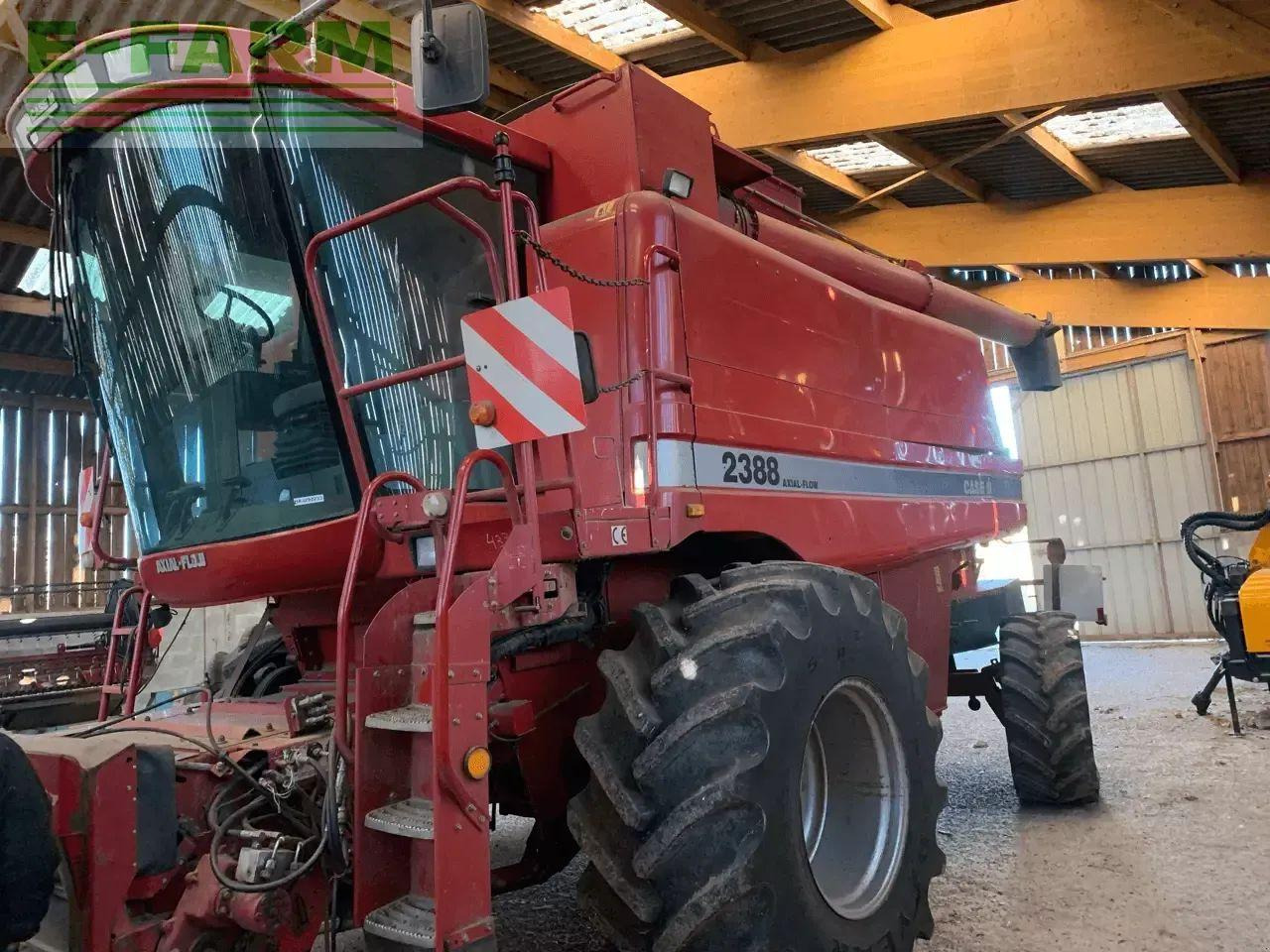 Case-IH axial 2388 - Mähdrescher: das Bild 3 Case-IH axial 2388 - Mähdrescher: das Bild 3