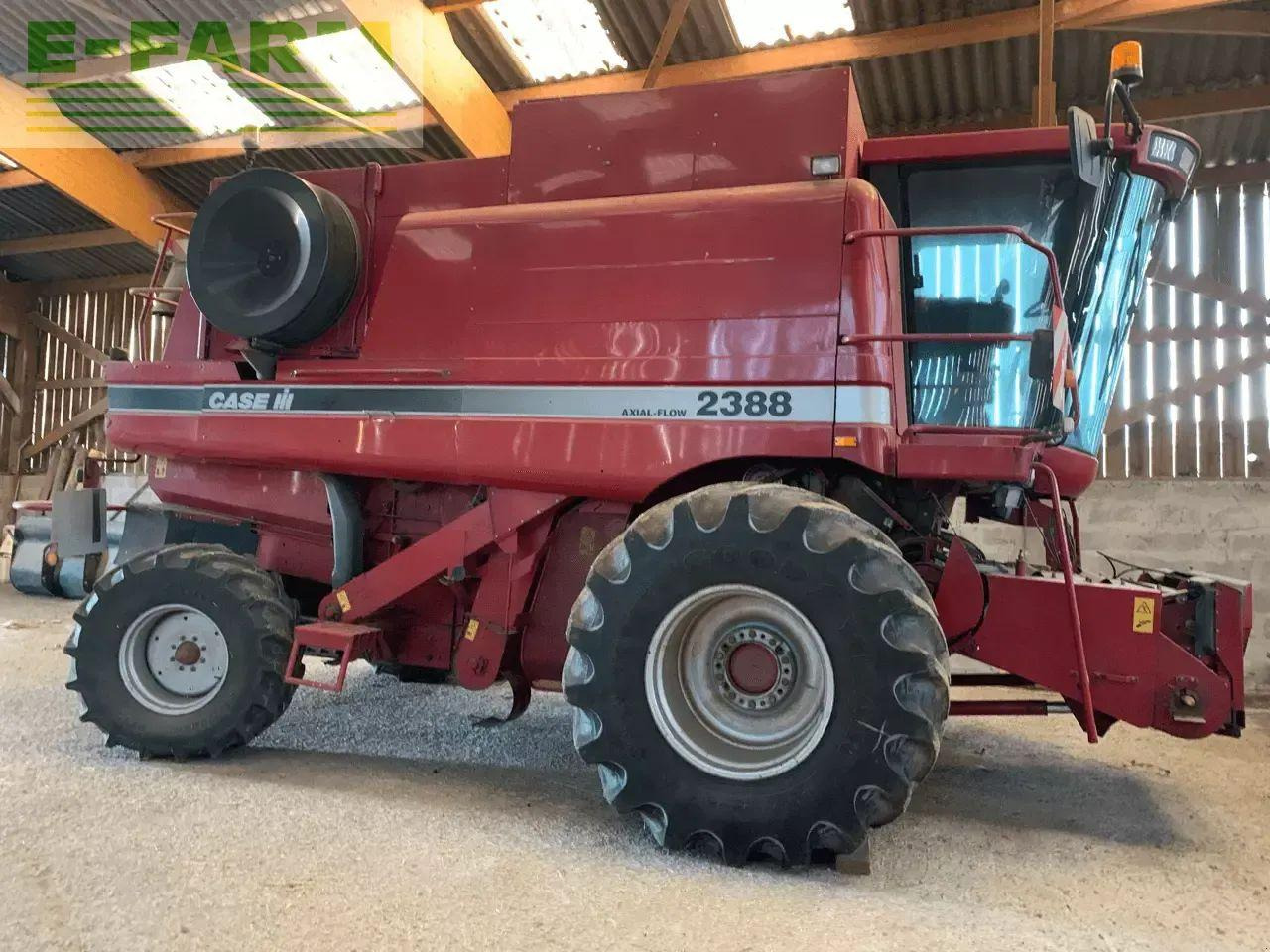 Case-IH axial 2388 - Mähdrescher: das Bild 1 Case-IH axial 2388 - Mähdrescher: das Bild 1