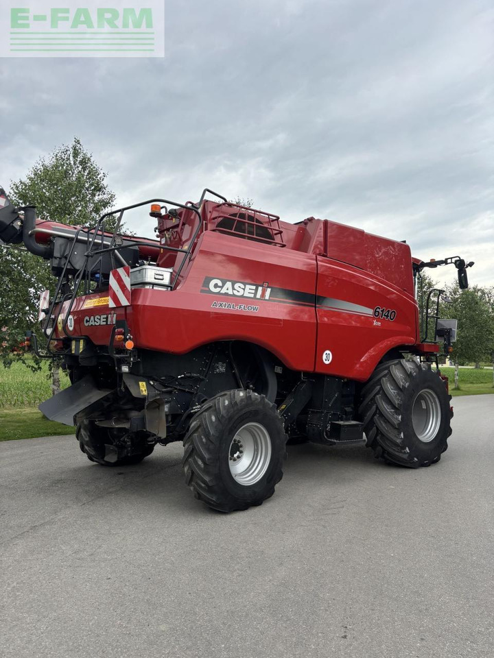 Case-IH axial-flow 6140 - Mähdrescher: das Bild 4 Case-IH axial-flow 6140 - Mähdrescher: das Bild 4