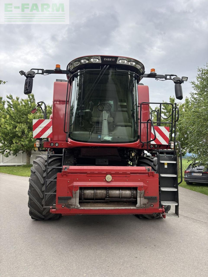 Case-IH axial-flow 6140 - Mähdrescher: das Bild 1 Case-IH axial-flow 6140 - Mähdrescher: das Bild 1