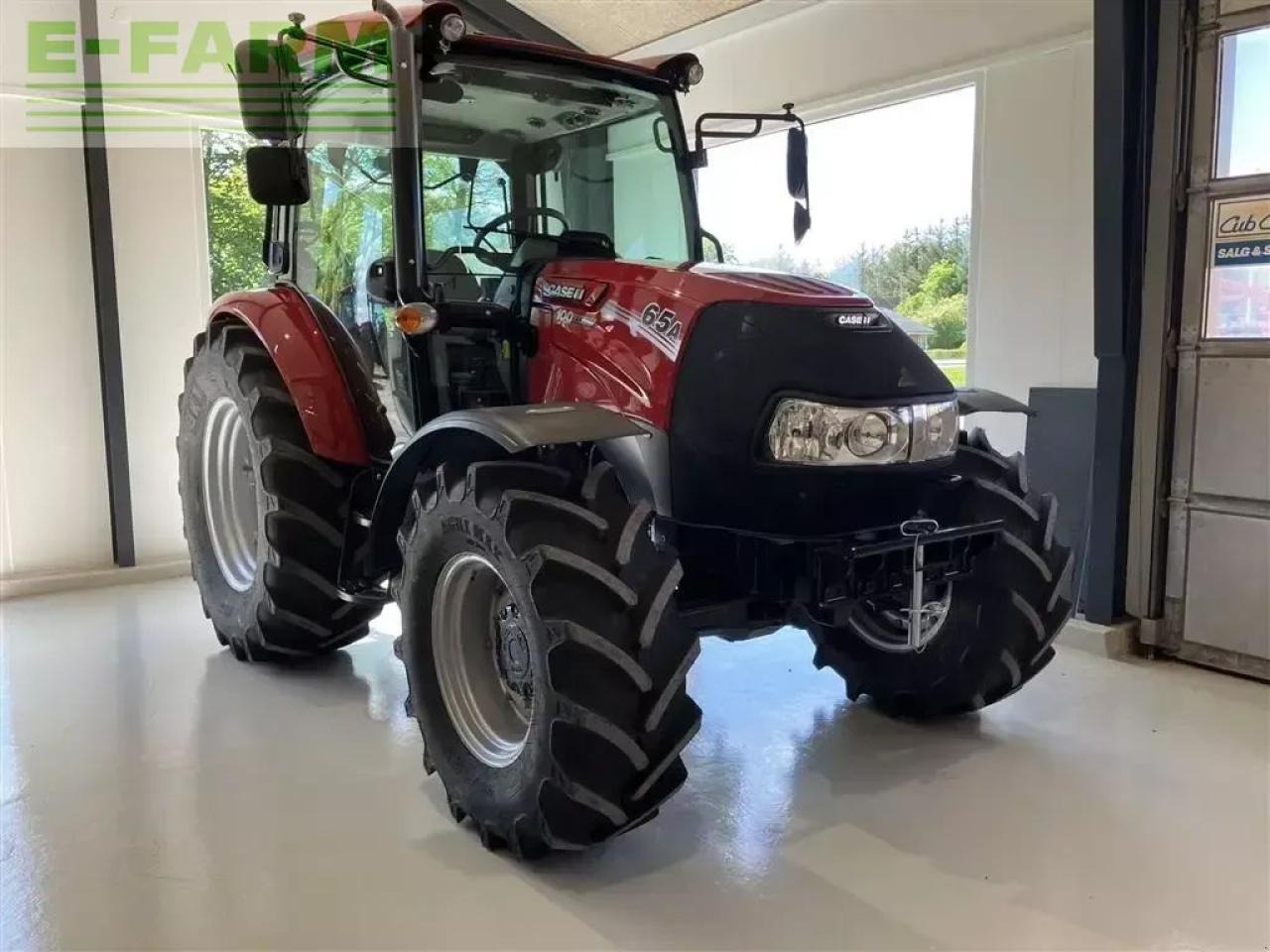 Case-IH farmall 65a - Traktor: das Bild 2 Case-IH farmall 65a - Traktor: das Bild 2
