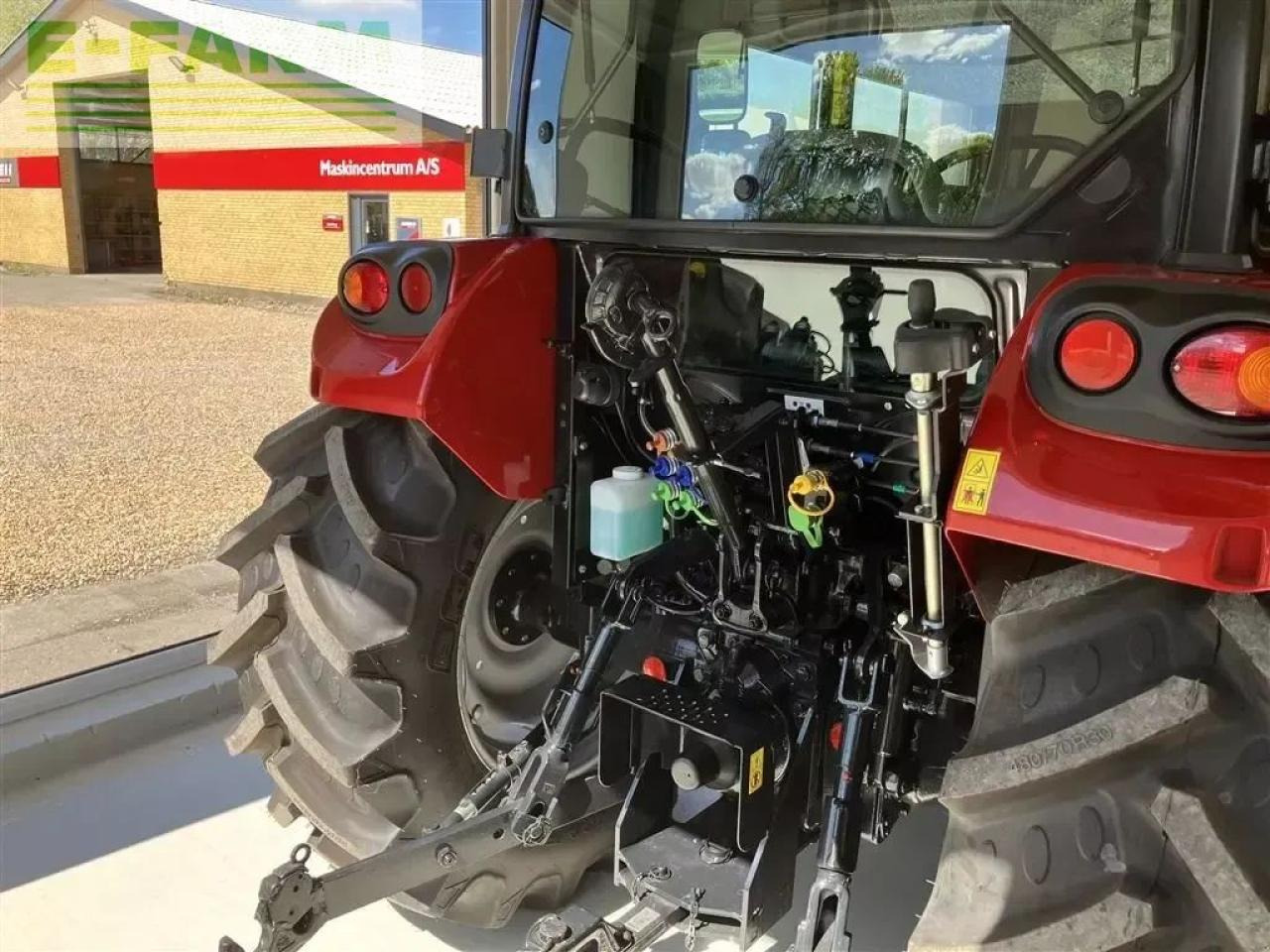 Case-IH farmall 65a - Traktor: das Bild 4 Case-IH farmall 65a - Traktor: das Bild 4