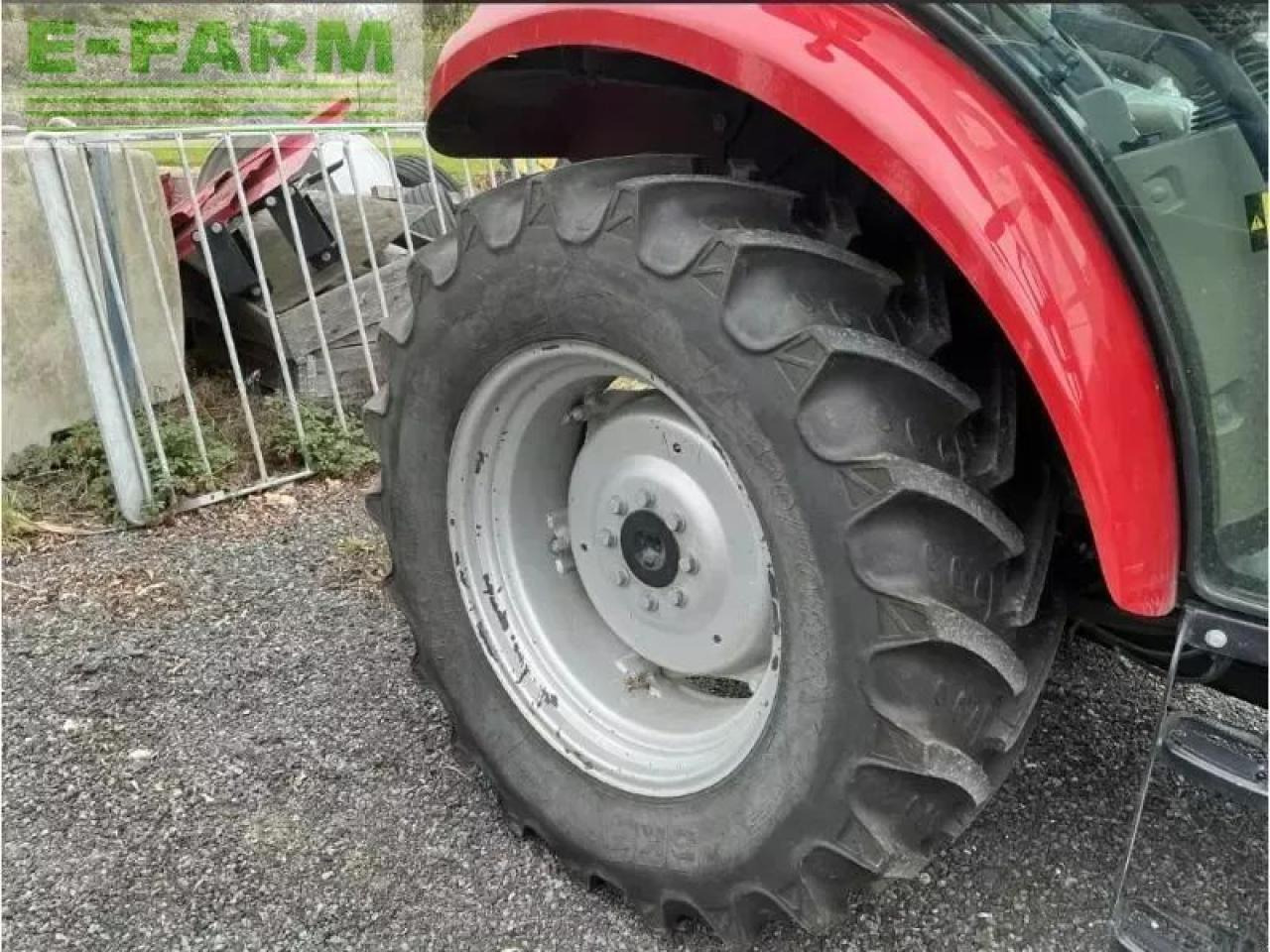 Traktor Case-IH farmall 75c: das Bild 10