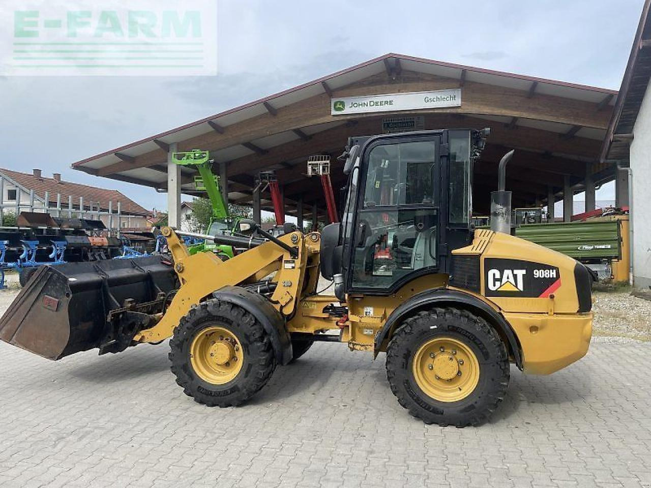 Caterpillar 908 h - Minibagger: das Bild 1 Caterpillar 908 h - Minibagger: das Bild 1