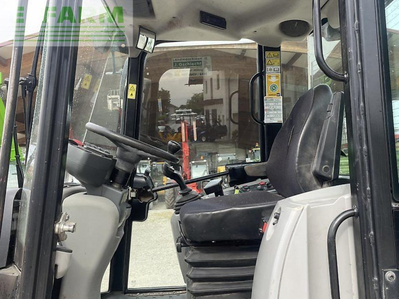 Caterpillar 908 h - Minibagger: das Bild 4 Caterpillar 908 h - Minibagger: das Bild 4