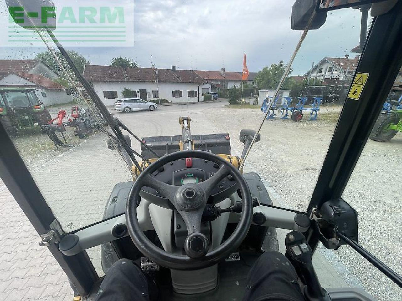 Caterpillar 908 h - Minibagger: das Bild 3 Caterpillar 908 h - Minibagger: das Bild 3