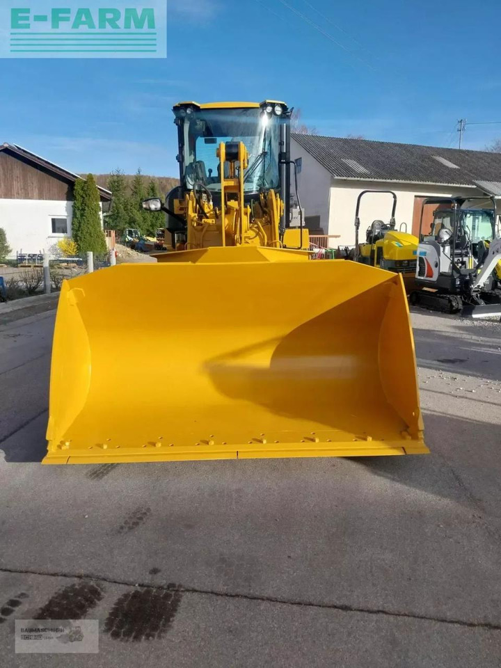 Caterpillar 926 m - Minibagger: das Bild 2 Caterpillar 926 m - Minibagger: das Bild 2