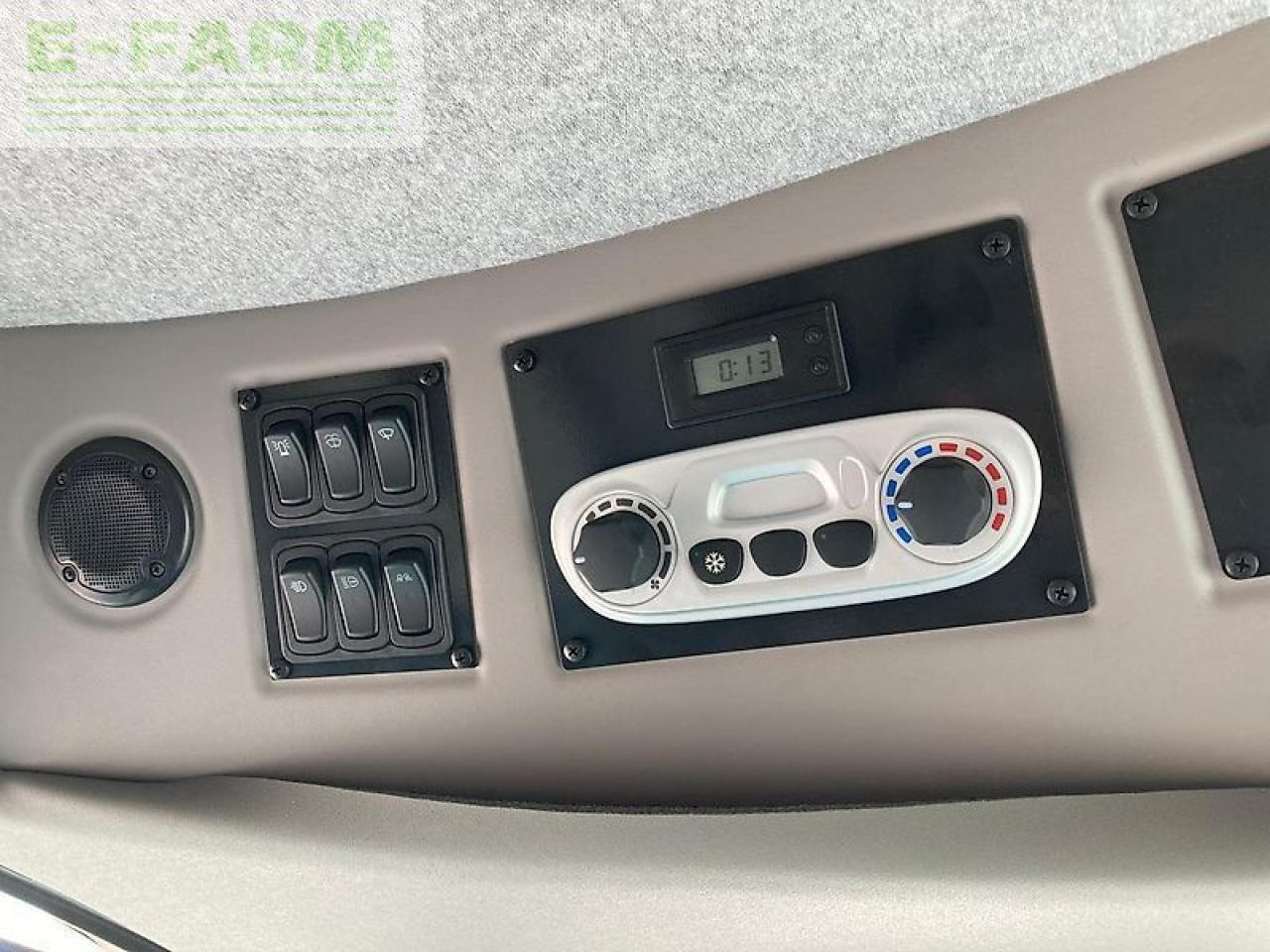 Mähdrescher Deutz-Fahr c 6305 ts t5 mit schneidwerk: das Bild 7 Mähdrescher Deutz-Fahr c 6305 ts t5 mit schneidwerk: das Bild 7