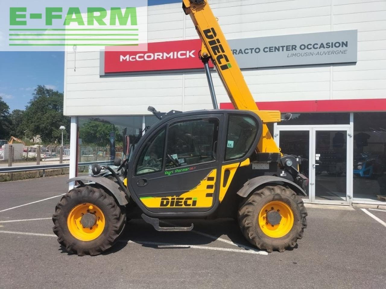 Dieci agrifarmer 30.7 - Teleskoplader: das Bild 1 Dieci agrifarmer 30.7 - Teleskoplader: das Bild 1