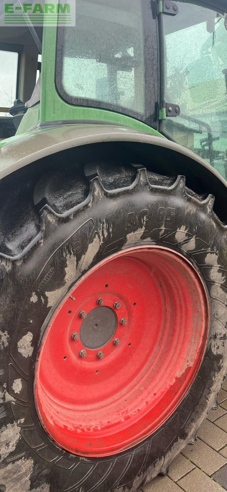 Traktor Fendt 211 S: das Bild 12