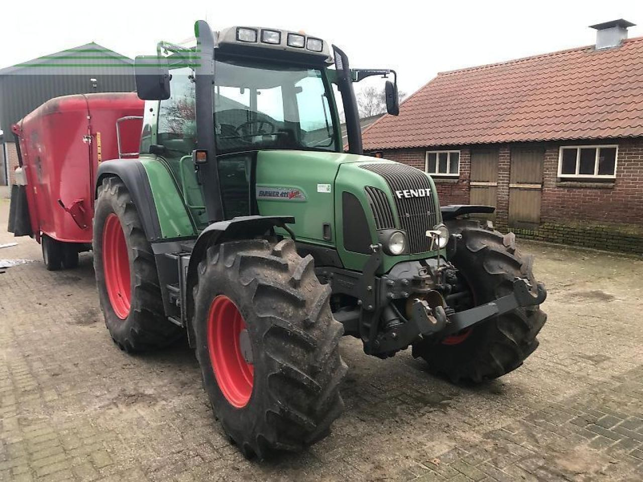 Fendt 411 com2 - Traktor: das Bild 3 Fendt 411 com2 - Traktor: das Bild 3