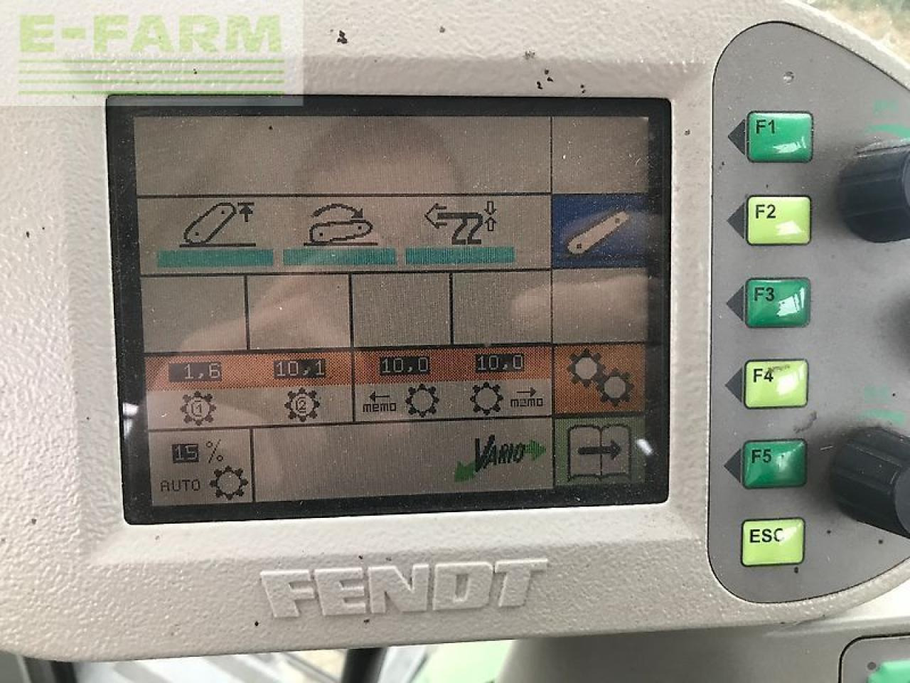 Fendt 411 com2 - Traktor: das Bild 2 Fendt 411 com2 - Traktor: das Bild 2