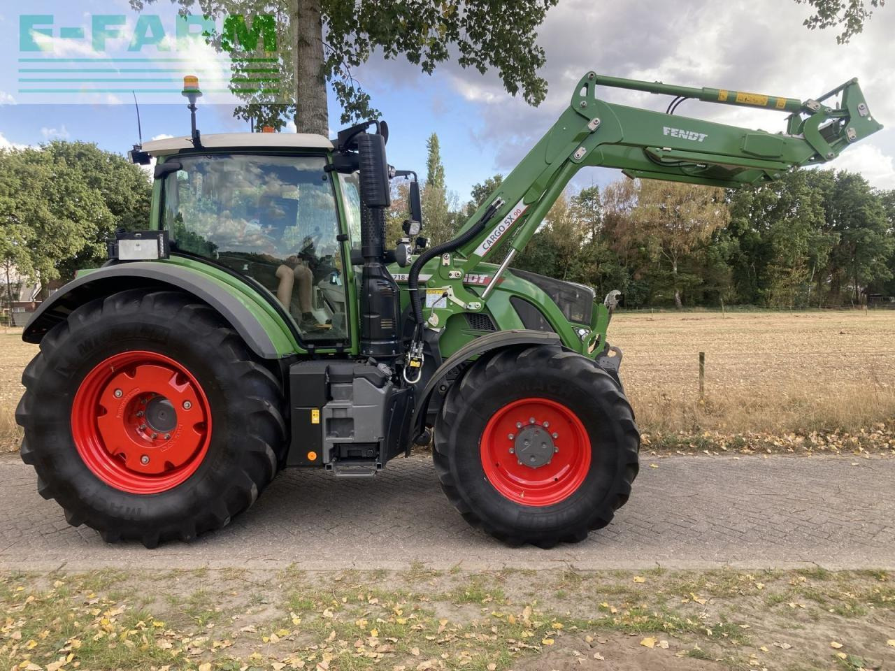 Fendt 718 vario profi+ ProfiPlus - Traktor: das Bild 2 Fendt 718 vario profi+ ProfiPlus - Traktor: das Bild 2