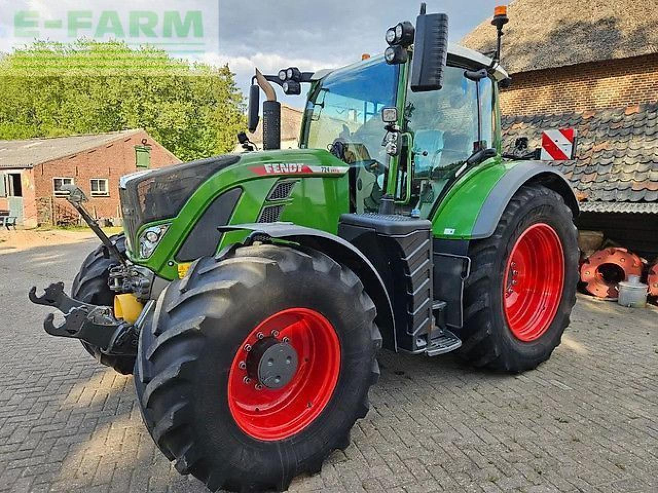 Fendt 724 gen6 profi plus setting 2 ( 718 720 722 ) - Traktor: das Bild 2 Fendt 724 gen6 profi plus setting 2 ( 718 720 722 ) - Traktor: das Bild 2