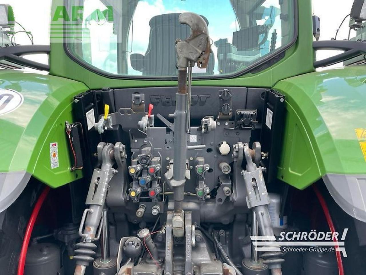 Fendt 724 vario s4 profi plus ProfiPlus - Traktor: das Bild 2 Fendt 724 vario s4 profi plus ProfiPlus - Traktor: das Bild 2